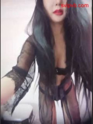 花重金与V聊~国际模特~【 Queenly】一对一视频，‘你要看里面吗，毛毛剃了又长出来了，女神淫荡的一面！