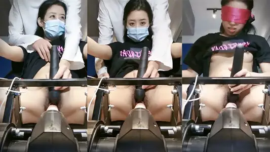 炮机大黑牛伺候小姐姐！蒙上眼睛自慰穿上开档丝袜口交！翘起美臀对着镜头扶腰后入~操的直叫受不了~