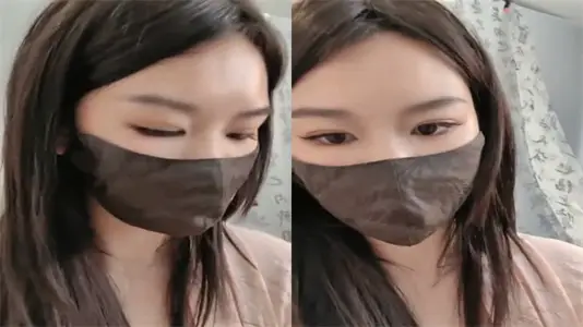 黑丝苗条美少女上位坐骑，淫声荡语撩骚互动假屌激情操弄