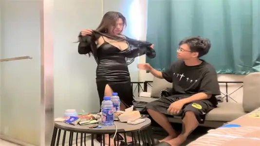 超人探花25岁大奶子美女